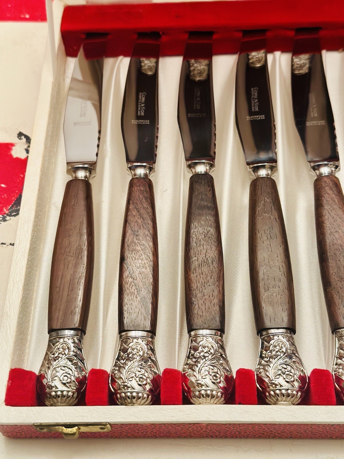 Rare16-PieceCork&Son EnglandKnife/ForkBoxedRosewood Handle/Silver Cap CutlerySet