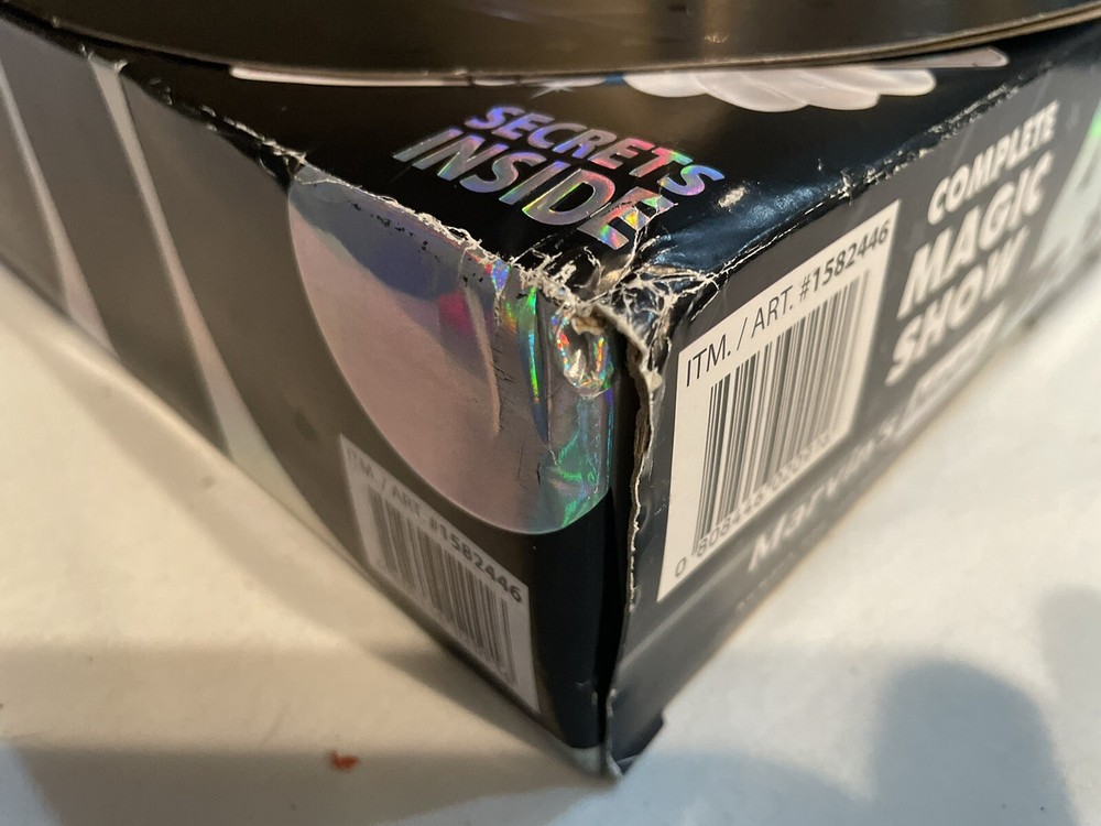Marvin's Magic Ultimate Magic Set 400 Tricks & Illusions NIB