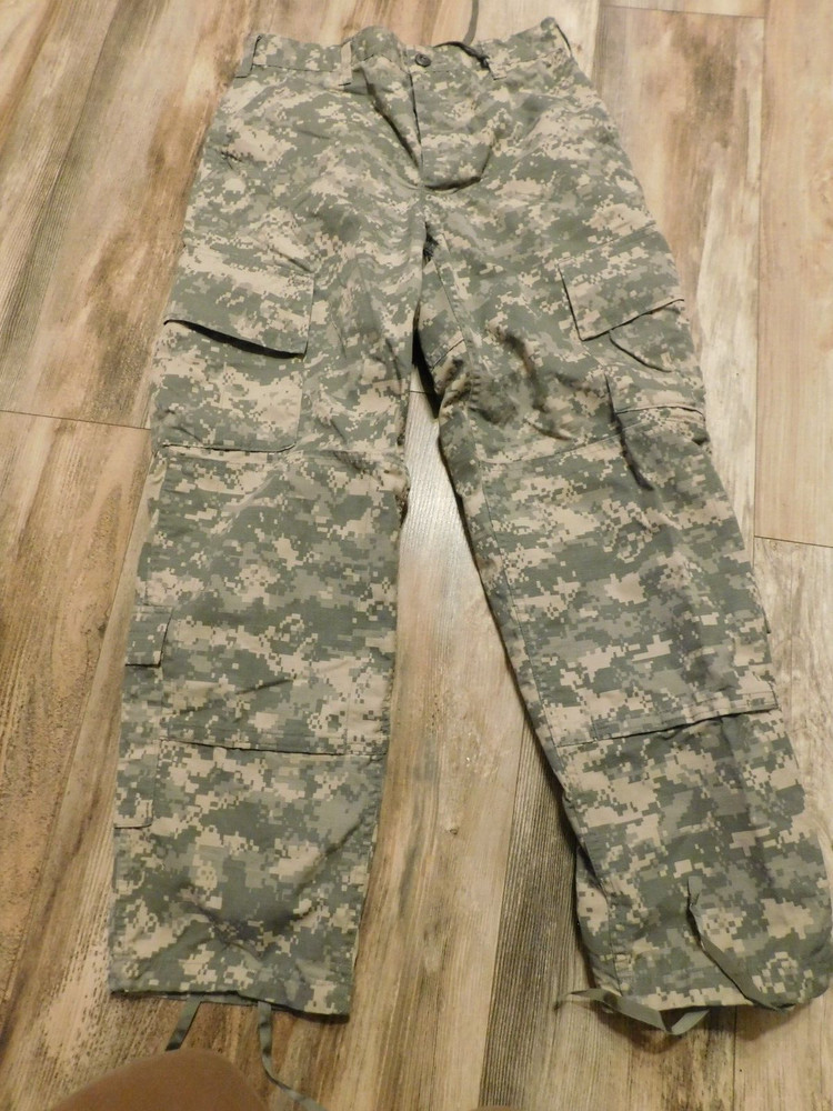US  ARMY ACU PANTS  SIZE SMALL - SHORT