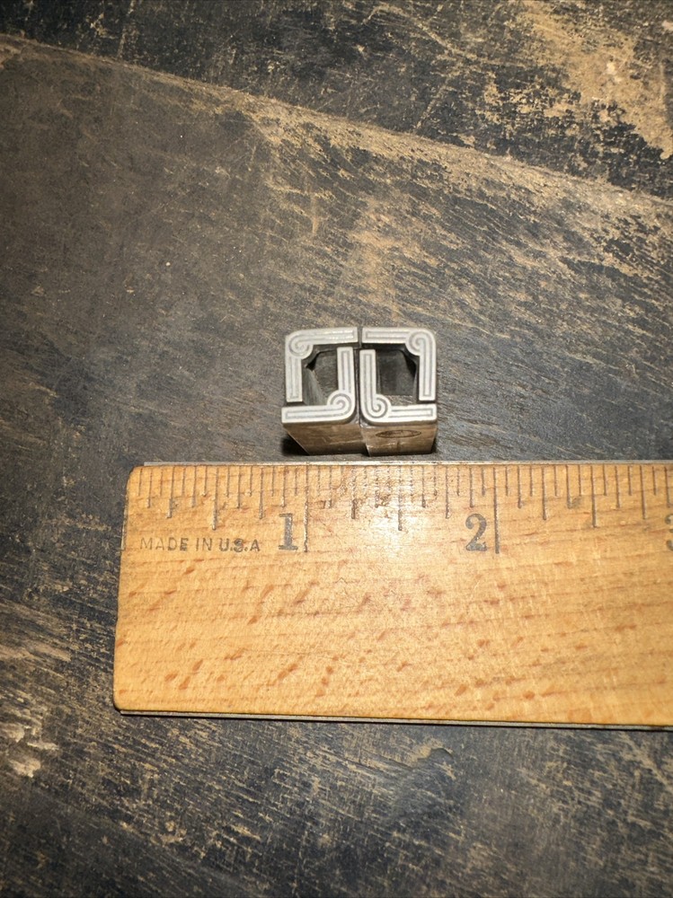 Print Blocks “ Border Frame “ Nice Image & Lines! Room For Type