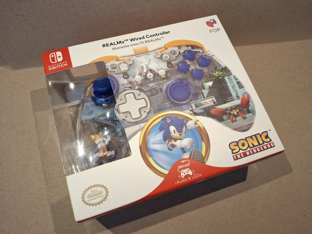 NEW! PDP REALMz Nintendo Switch Wired Pro Controller Sonic The Hedgehog - Tails