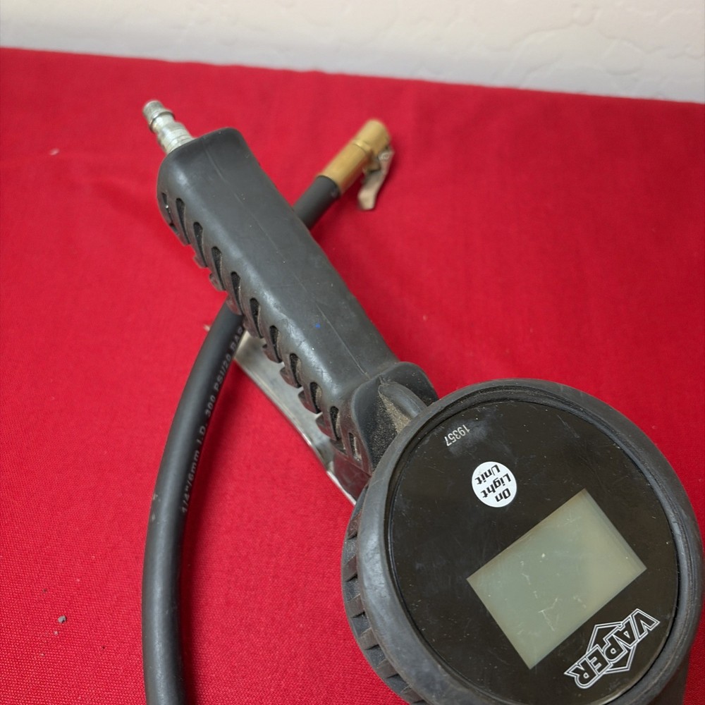 Titan Tools 19357 Digital Tire Inflator