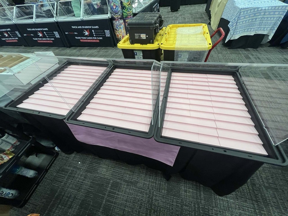 Vendor display case card risers for Slabs and top loaders!