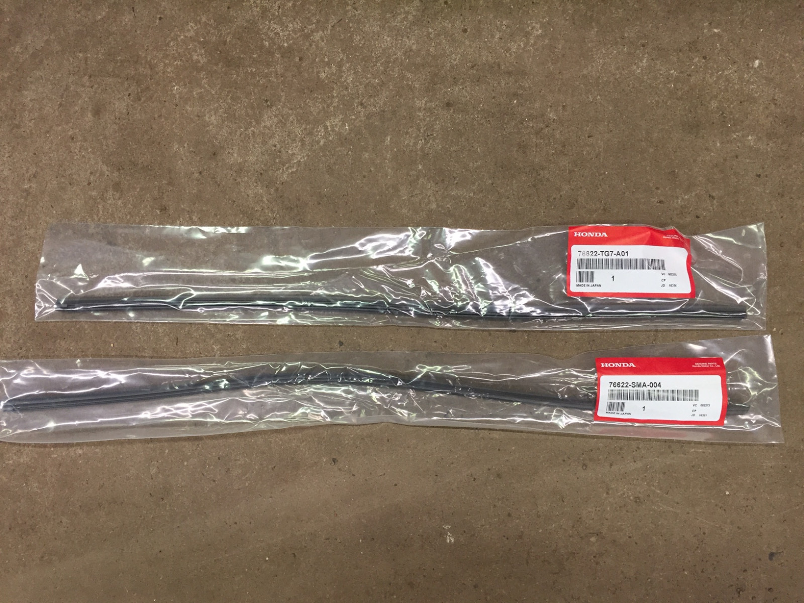 Genuine OEM Honda Ridgeline Wiper Rubber Insert Pair 2017 - 2026 Inserts Set