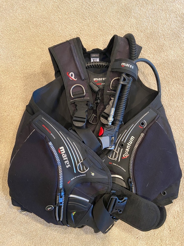 Mares Quantum BCD Scuba Bouyancy Compensator Black Size XL
