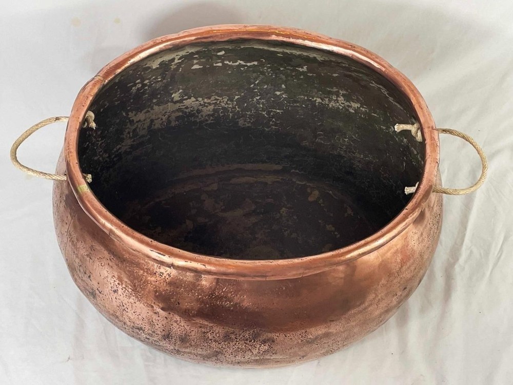 BIG GEORGIAN ANTIQUE SOLID COPPER LOG BIN - CAULDRON - PLANTER