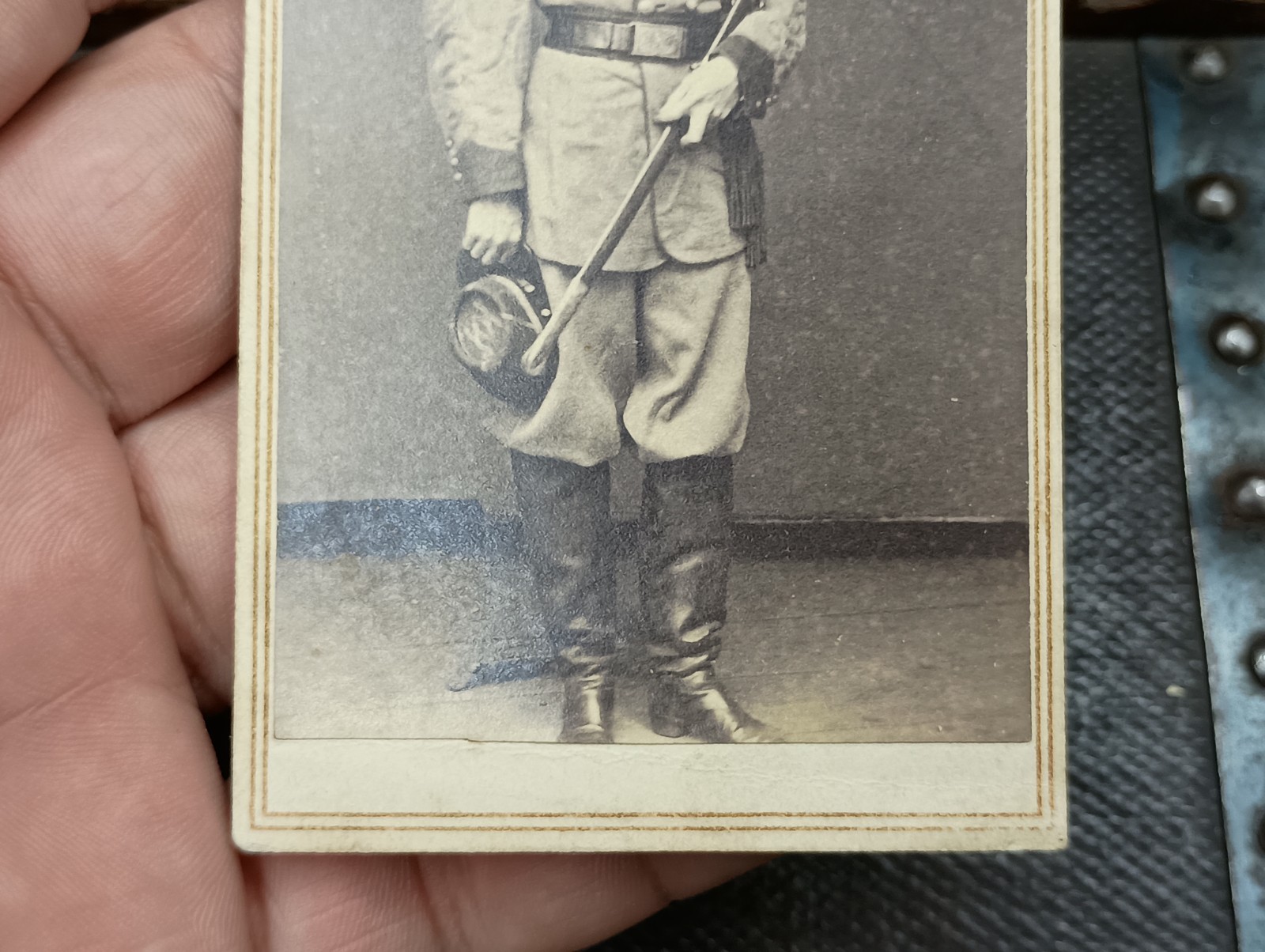 RARE CDV CONFEDERATE Captain W/ Sword South Carolina Photographer Cooley/Becket