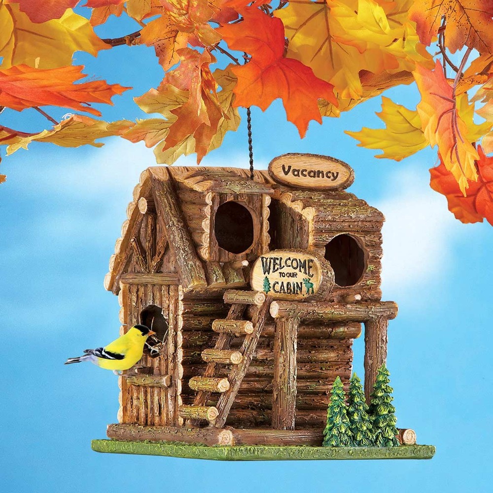 Log Cabin Birdhouse