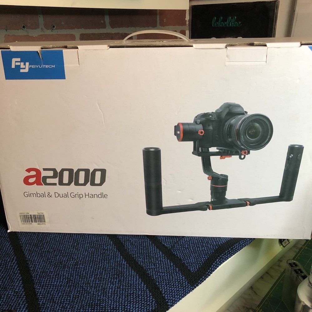 FEIYU TECH A2000 Gimbal & Dual Grip Handle 3-Axis