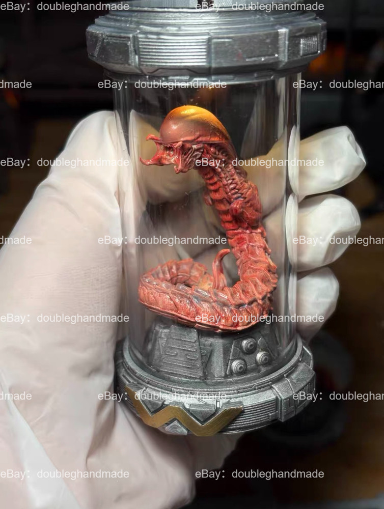 Alien Earth Set Specimen Model Display, Resin Material, Custom Made