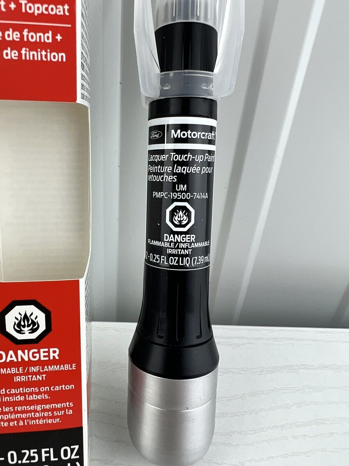 Genuine Ford Motorcraft Touch Up Paint Bottle Agate Black UM 7414A & Clear Coat
