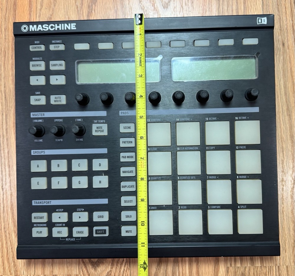 Native Instruments Maschine MK1 Controller MIDI/USB/Audio Interface Pro Gear DJ