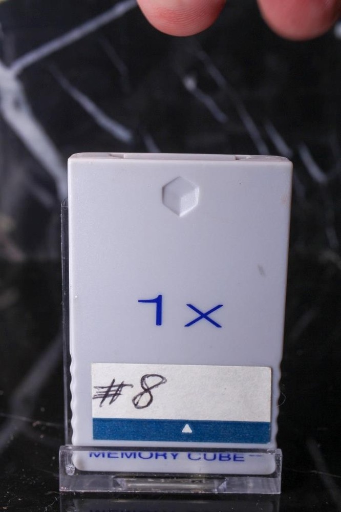 1X MADCATZ Memory Card for Nintendo GameCube - Tested