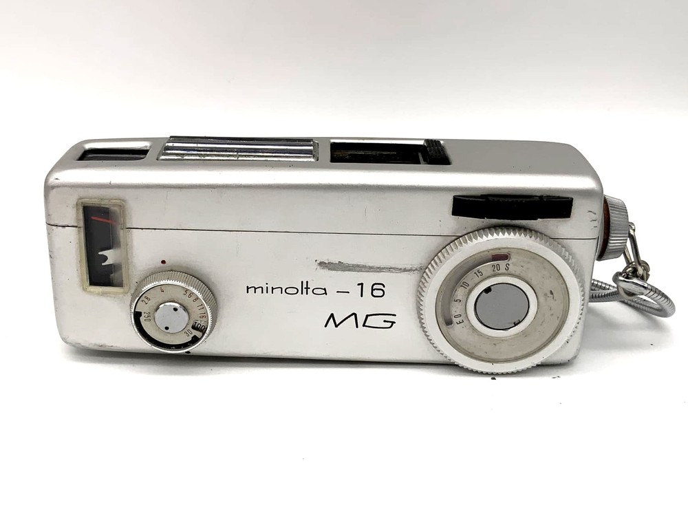 Minolta 16 MG Mini Camera Small Format Camera Analog Camera