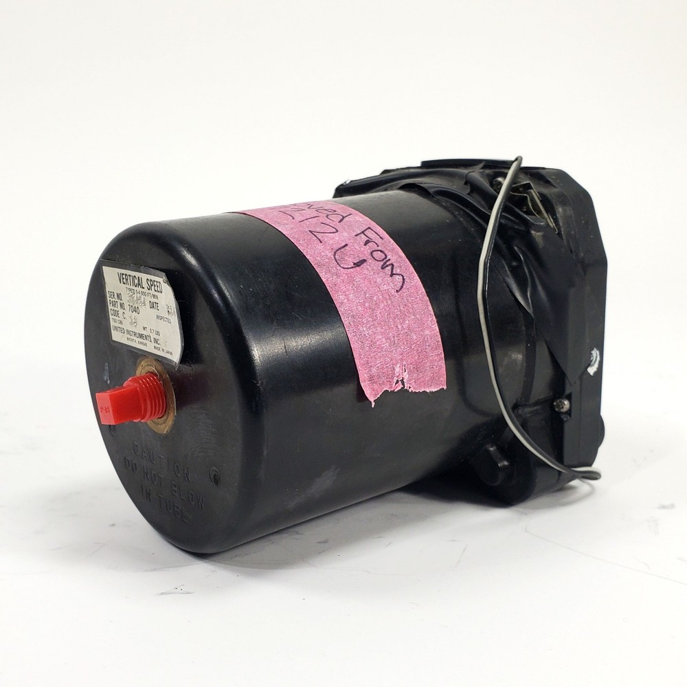 United Instruments Vertical Speed Indicator P/N 7040 - Working When Removed