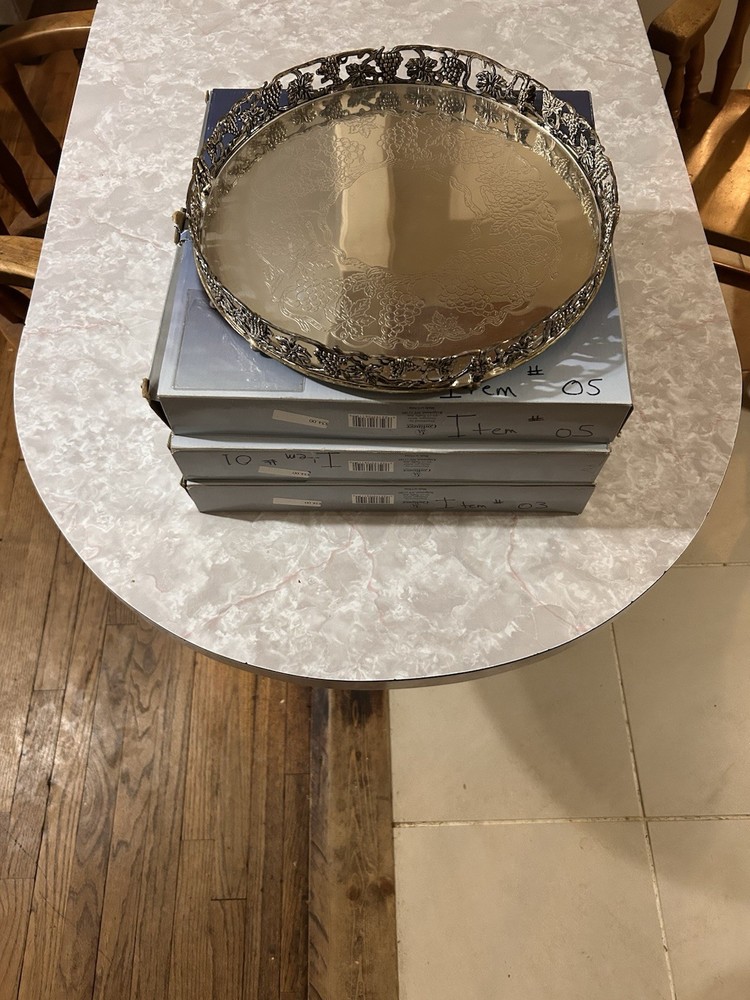 Godinger Silver Plated 14" Round Tray Grape Design Gallery