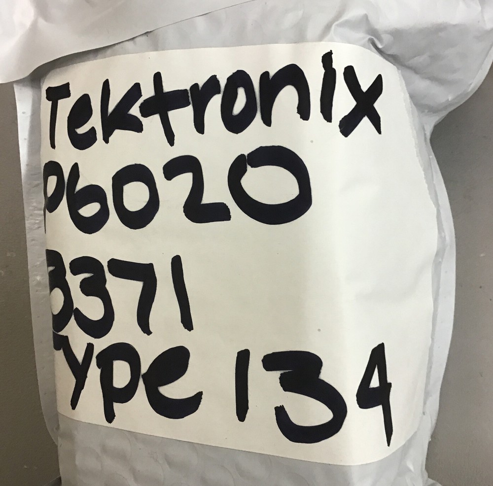Tektronix P6020 Type 134 Current Probe Amplifier with Current Probe (B371)