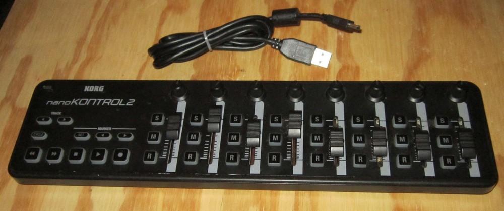Korg nanoKONTROL2 Slim-Line MIDI Controller