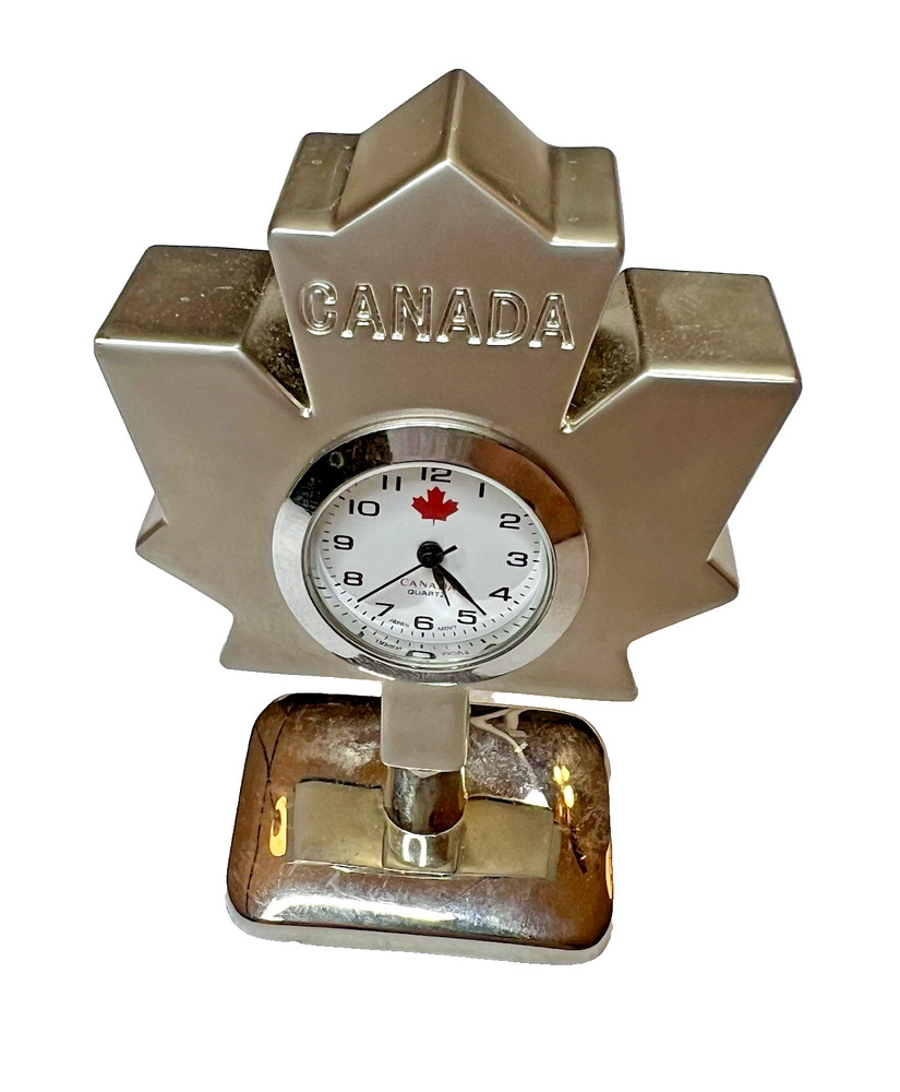 Oh Canada Maple Leaf Desk Clock