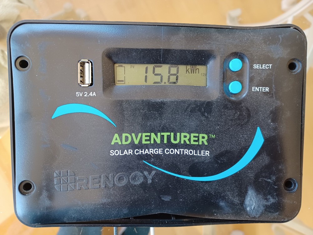 Renogy RNG-CTRL-WND30-LI 30A 12V Wanderer Charge Controller - READ DESCRIPTION