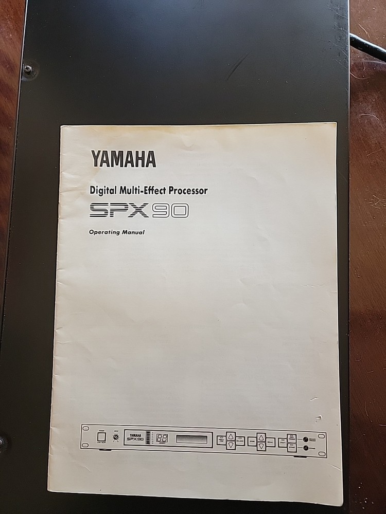 Yamaha SPX90 Digital Multi-Effects Processor w/ Original Box Manual - Powers On