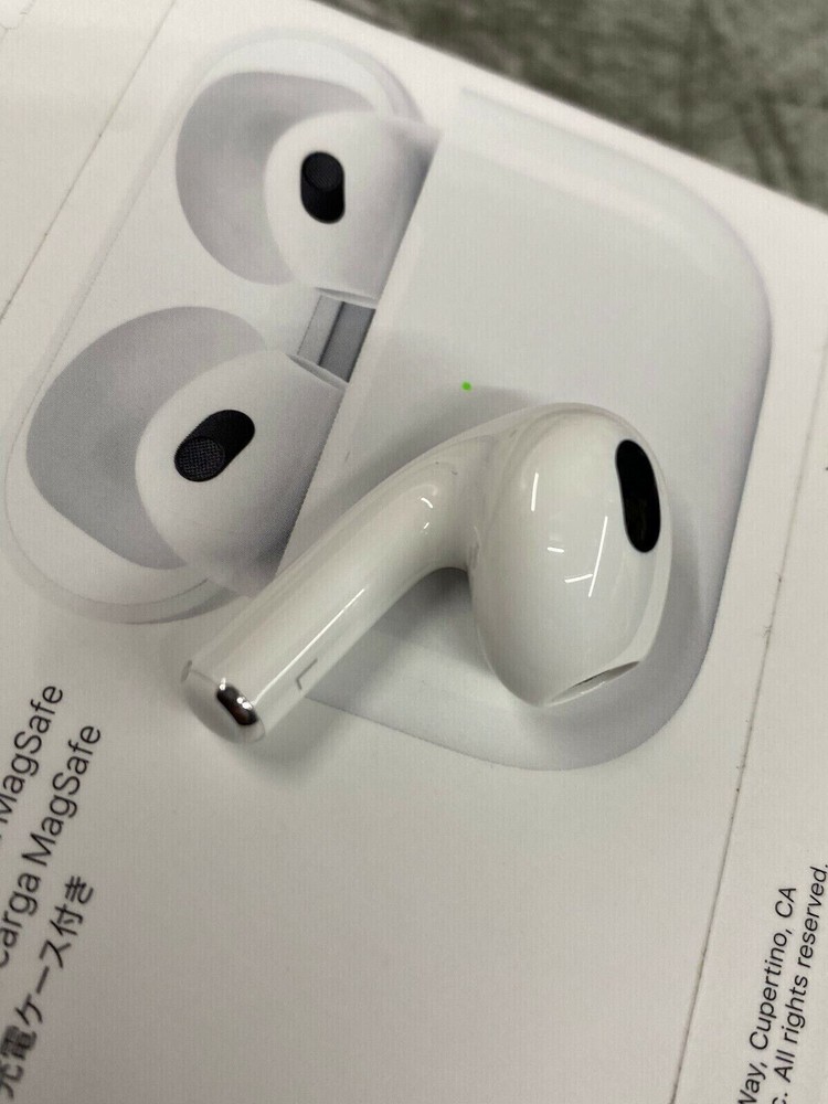 New Apple Airpods 3rd Generation LEFT SIDE ONLY for Replacement - A2564