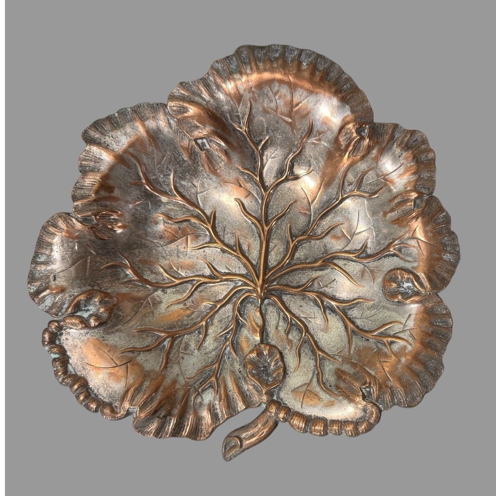 Pair of Antique Victorian Silverplate Leaf Shaped Serving Bowls Trays