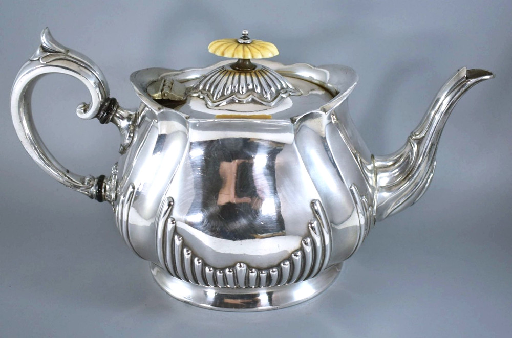 ANTIQUE SILVER PLATE TEAPOT MARK WILLIS & SON c1900