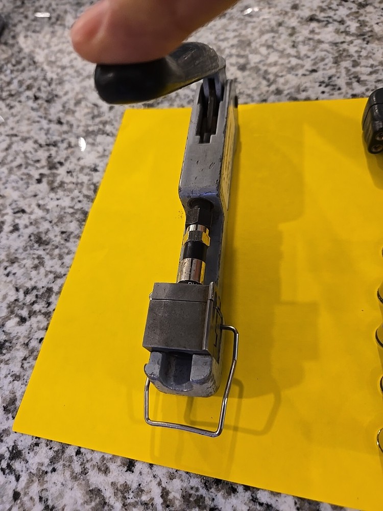 COMMERCIAL GRADE COMPRESSION TOOL CONNECTOR SPRING LOADED STRIPPER 20 CONNECTORS