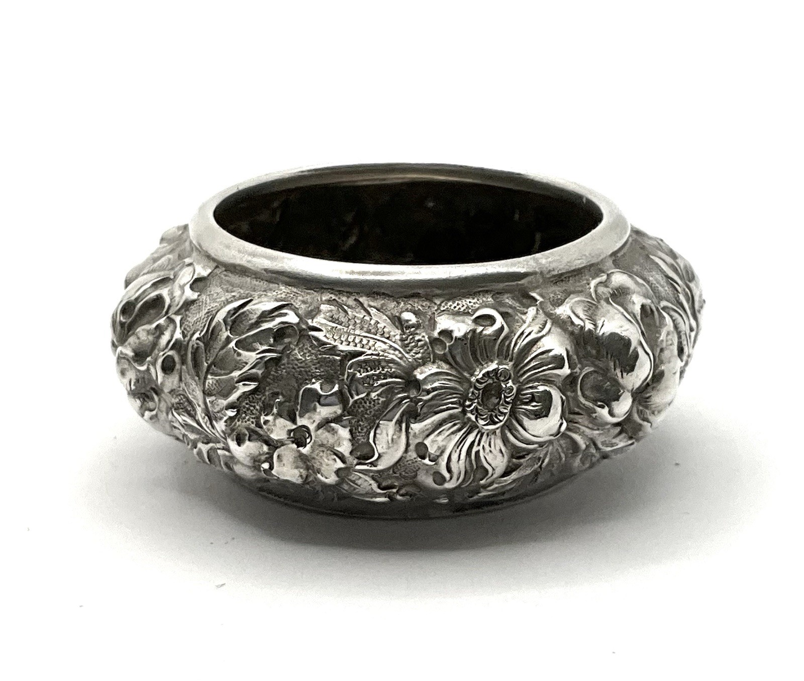 Antique Stieff Rose Repousse Sterling Silver Open Salt Cellar & Pepper C-1920