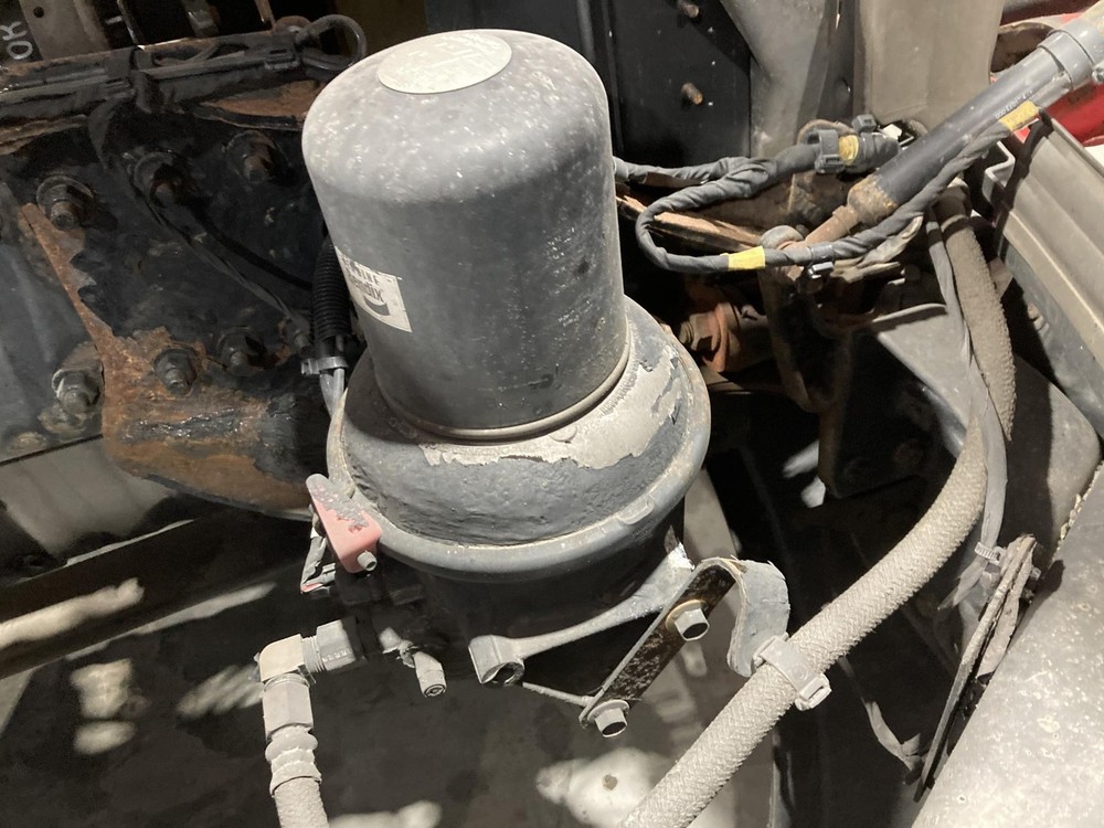 Bendix AD-9SI Air Dryer - Used