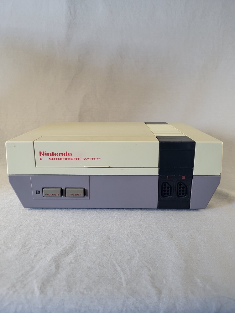 Nintendo NES Console - NES-001 - Cords & Controller - Tested!