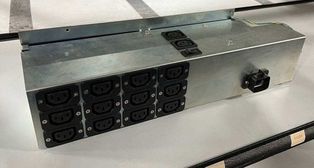 301430	 ADIC CSCALAR 1000 Power Compartment
