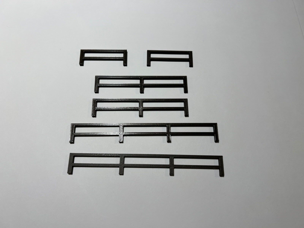 O Scale Railings for Platforms Fields and More - 6 Pieces Various Sizes