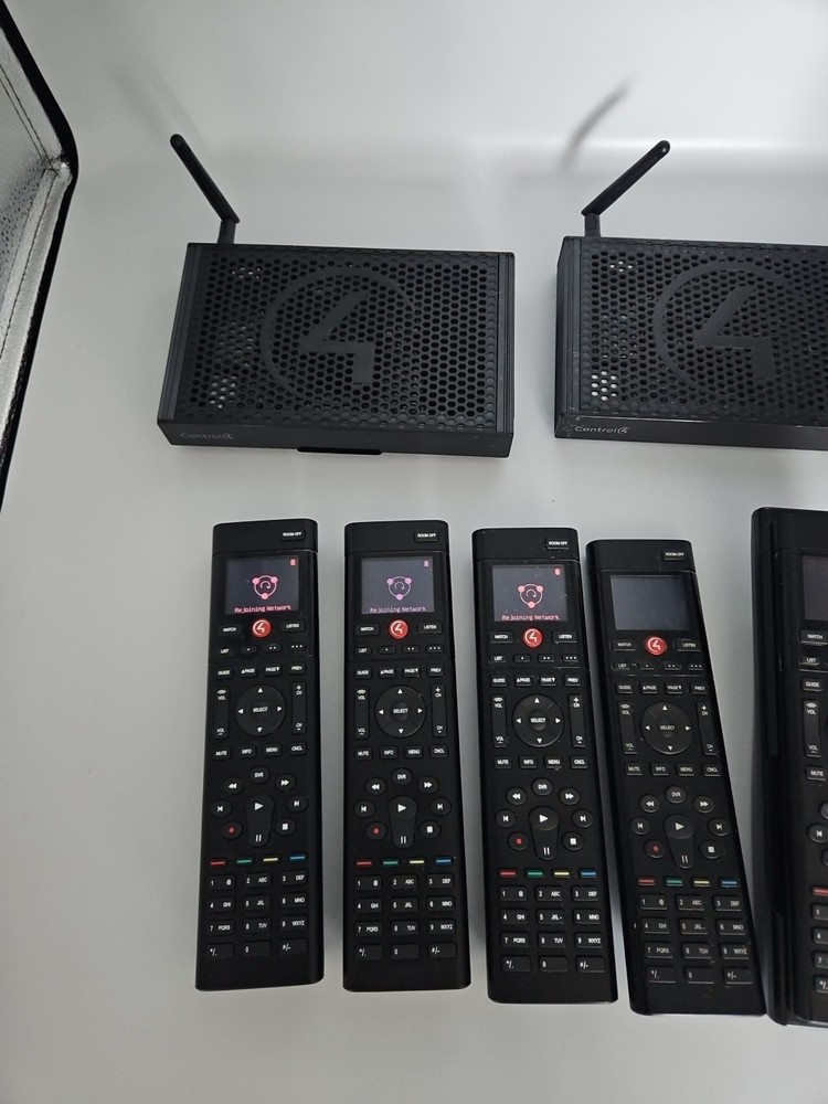 Control4 C4-EA1 Smart Home Controller Bundle Remotes Power Tested No Cords