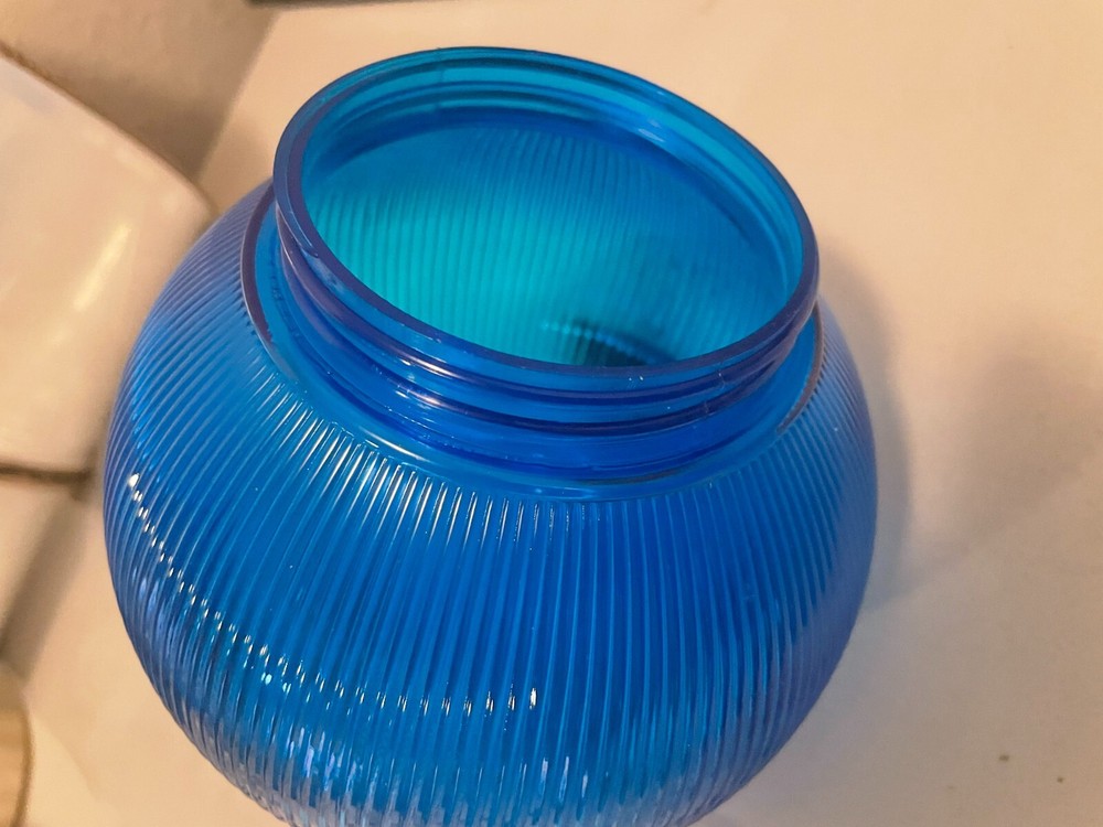 6" GLOBE BLUE PRISM 3-1/4" THREADED NECK