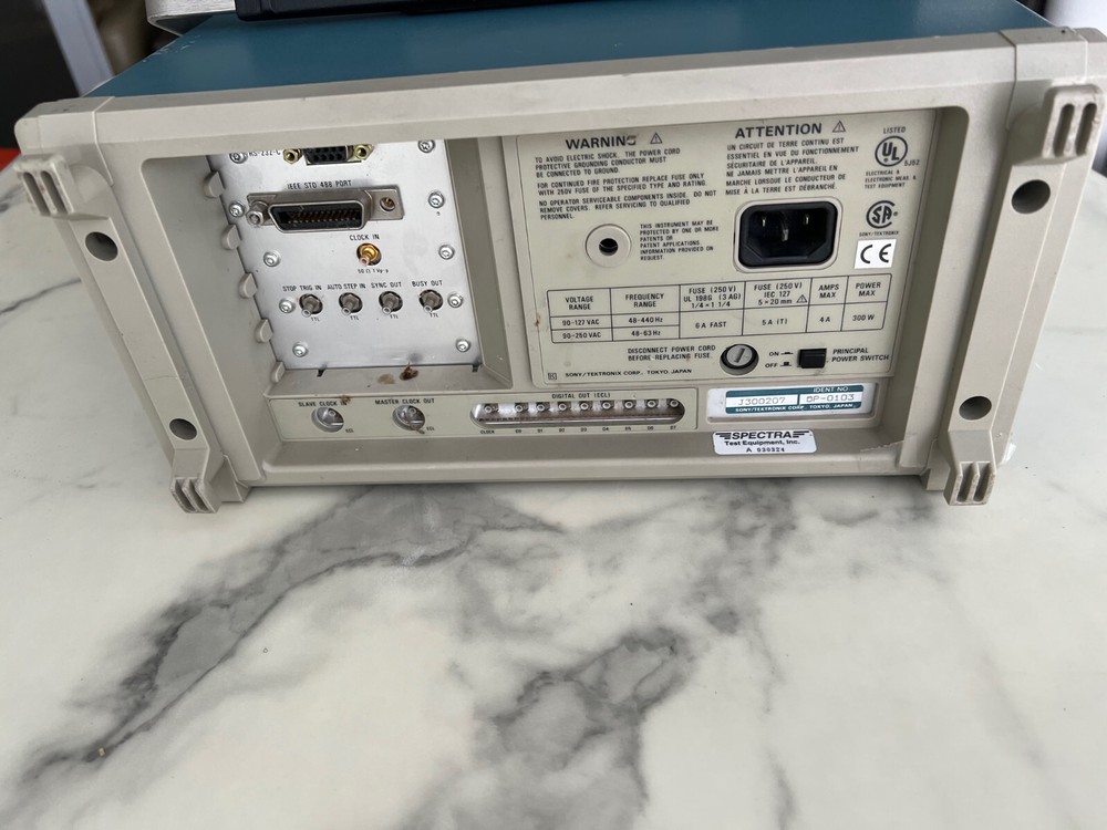 Tektronix AWG2040 Arbitrary Waveform Generator+opt 0103