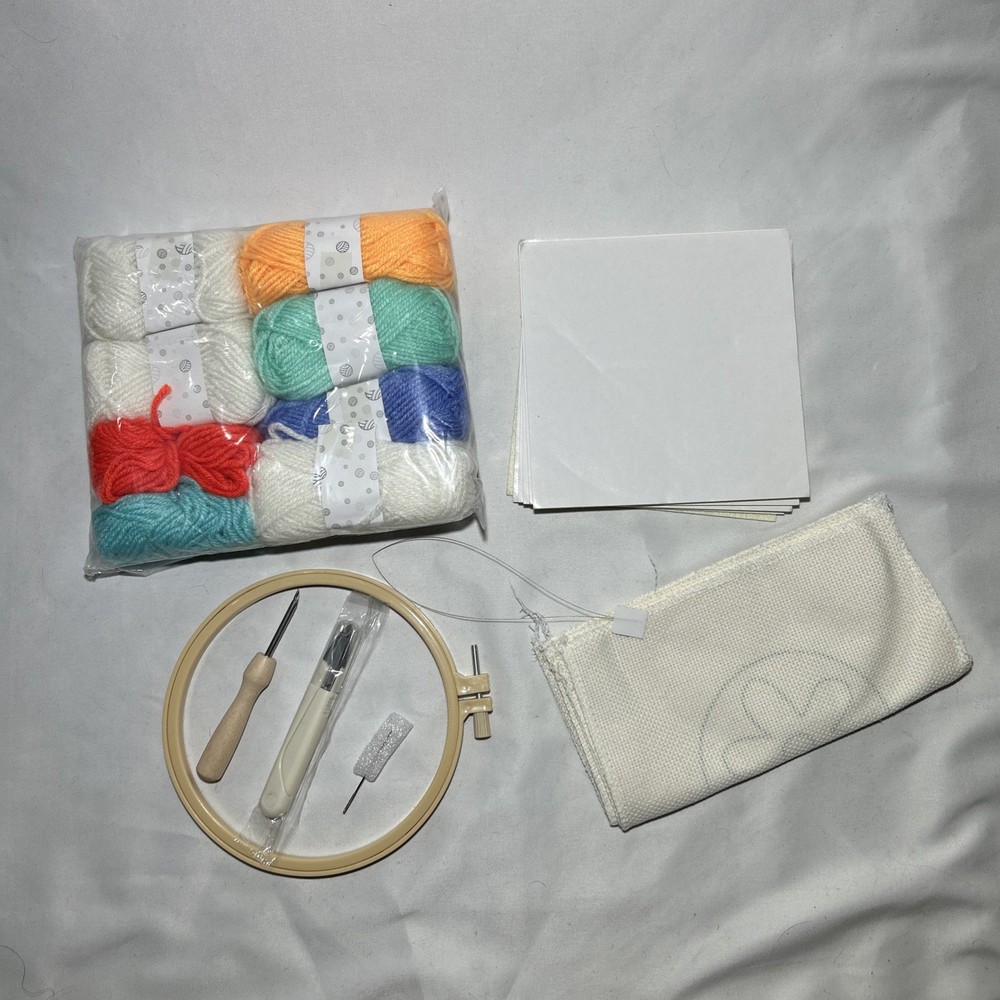 Daisy Punch Needle Kit for Beginners with Pattern, Simple Paint Yarn Coaster