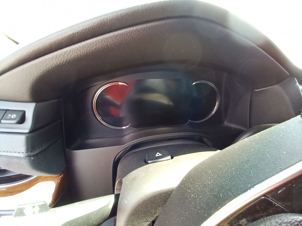 Info-GPS-TV Screen Display & Control Panel from 2017 Cadillac Escalade 12266262