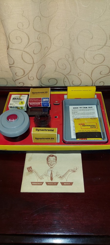 Vintage Kodak Photograph Developing Kit RARE