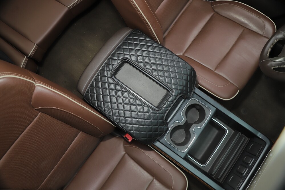 Center Console Armrest Pad Mat For Chevy Silverado/Suburban 2014-17 Accessories
