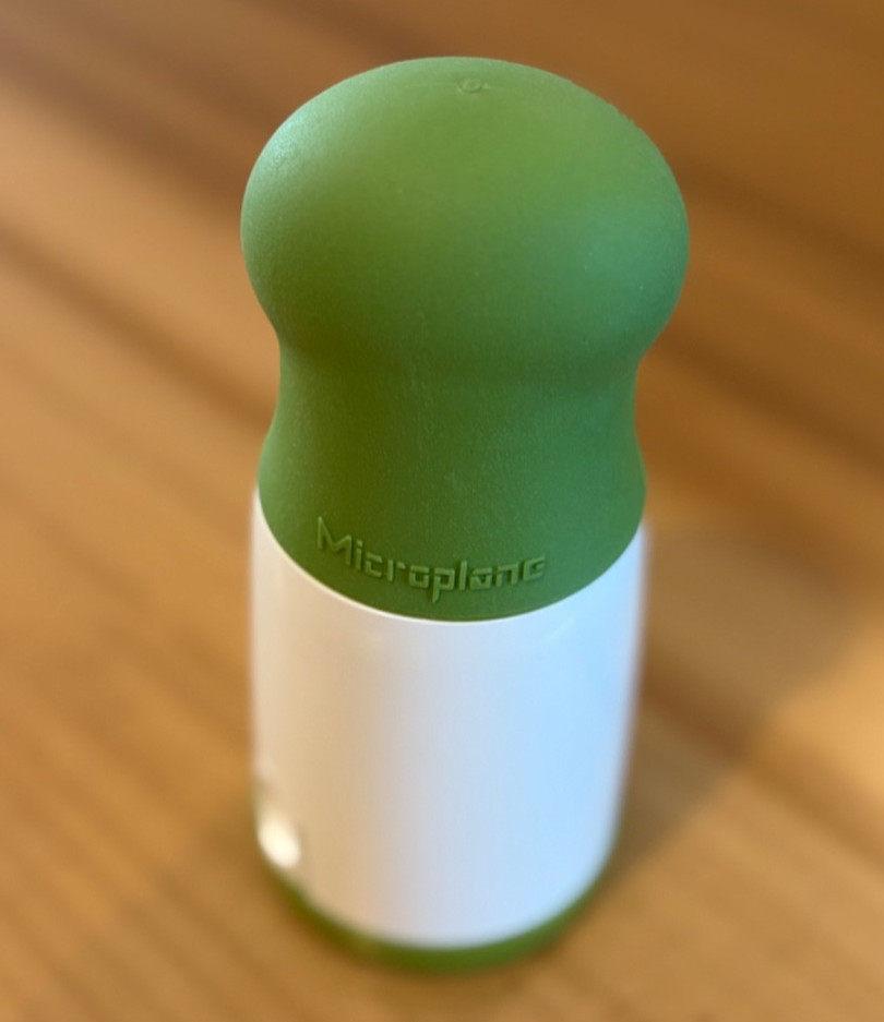 Microplane Herb Mill White and Green Fresh Herbs Chopper