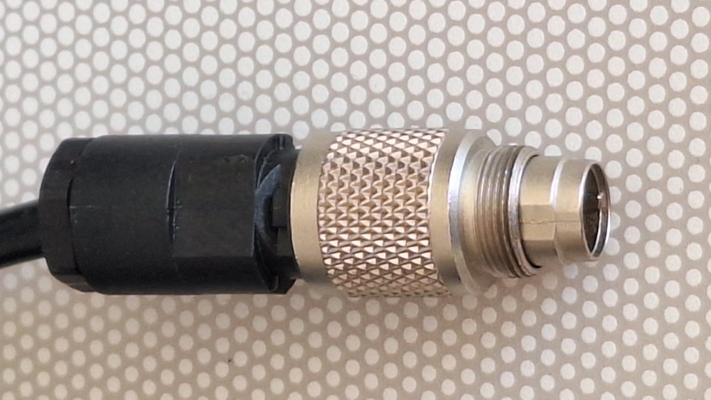 Mitutoyo 905409 to Kroeplin 7 Pin Data Cable
