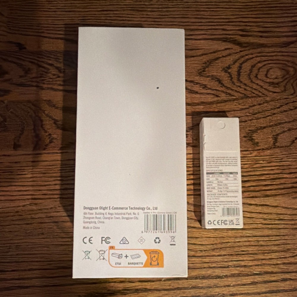 Olight Zombie Bundle - Seeker 4 Pro & I3T EOS