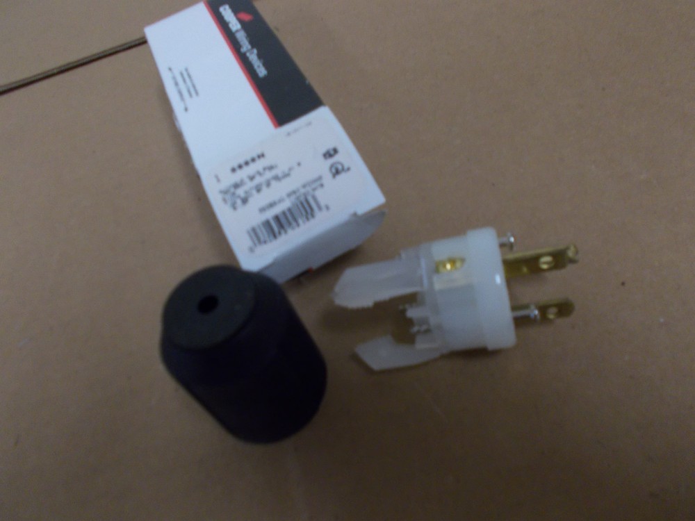 Cooper 5666N Plug