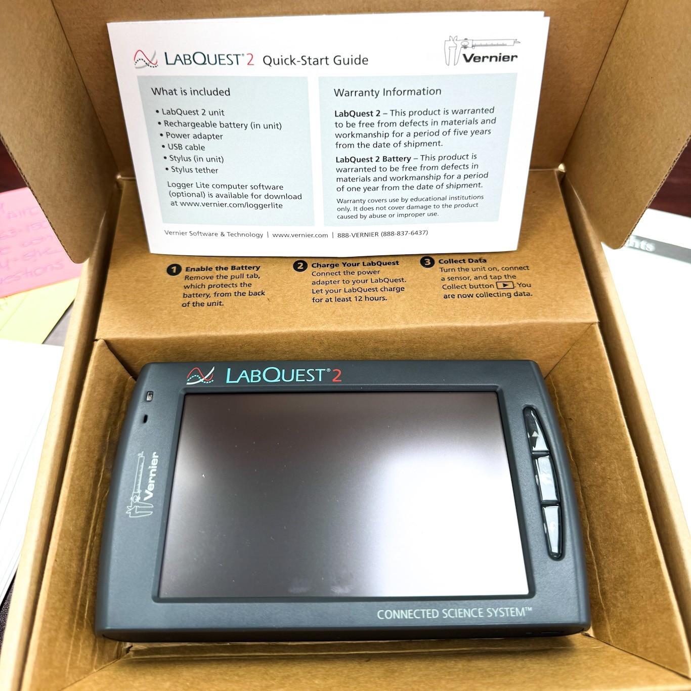 Vernier LabQuest 2 Data Logger and Interface Connected Science System LQ2-LE