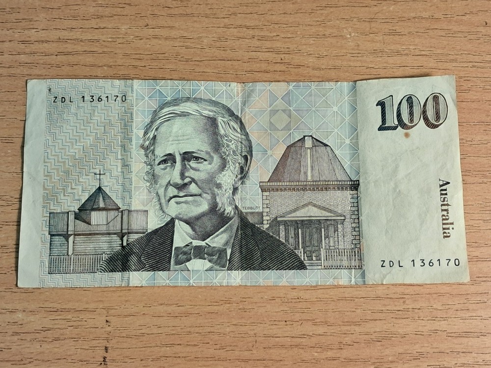 Australia One Hundred Dollars Bank Note - Circulated