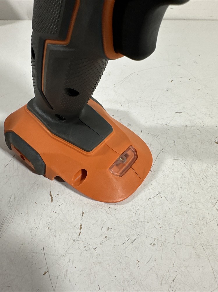 Ridgid R86001 18V Cordless 1/2" Drill/Driver Display Model Tip3