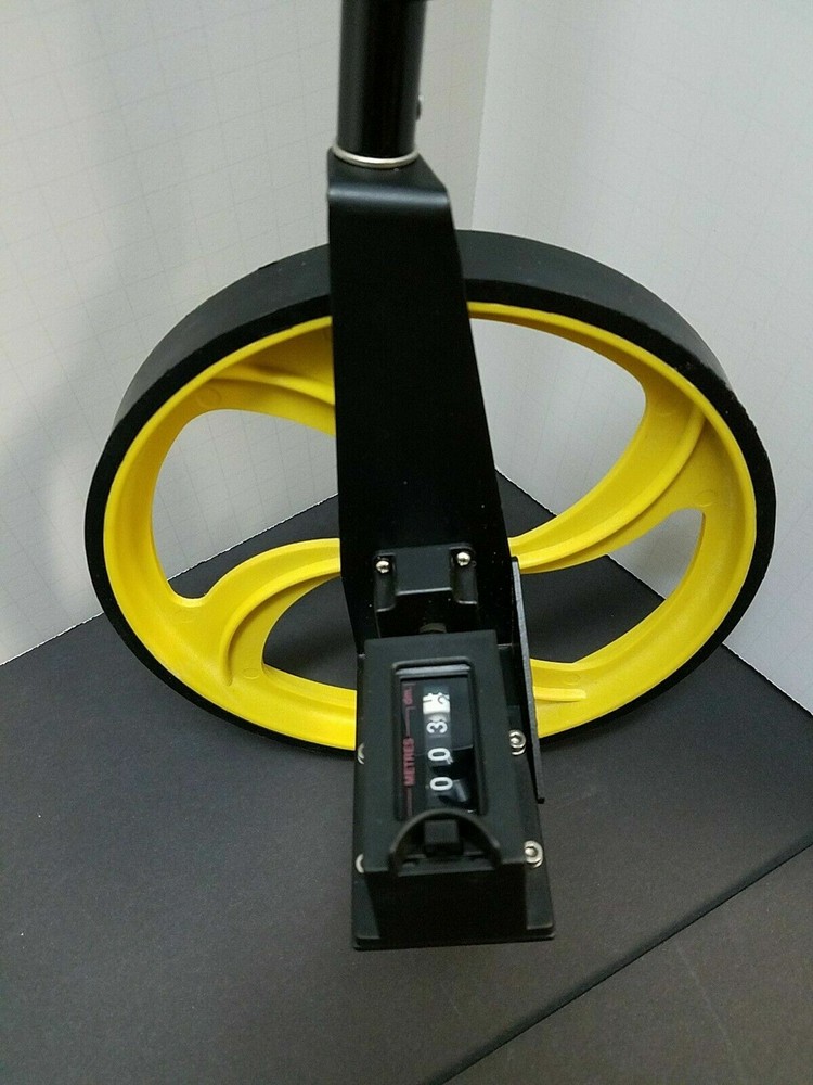 Metric Measuring Wheel with Case and Zero Setter