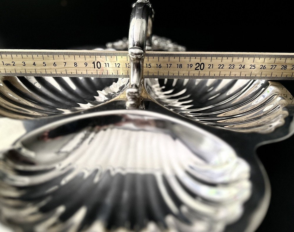 Wallace Baroque 3 Shell Handled Bon Bon Candy Relish Mint Tray Bowl Platter #220